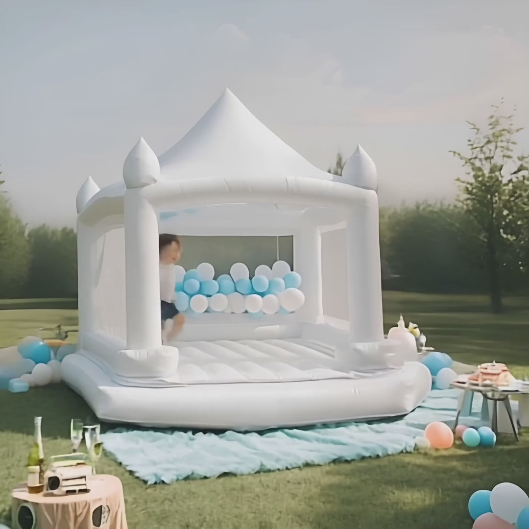 White Wedding Celebration Bounce House – Elegant Play Area for Weddings & Events10